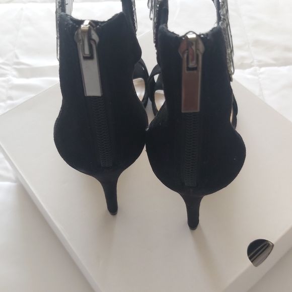 Women's size 8 Aldo high heels sandles black suede with rhinestones - Picture 3 of 4
